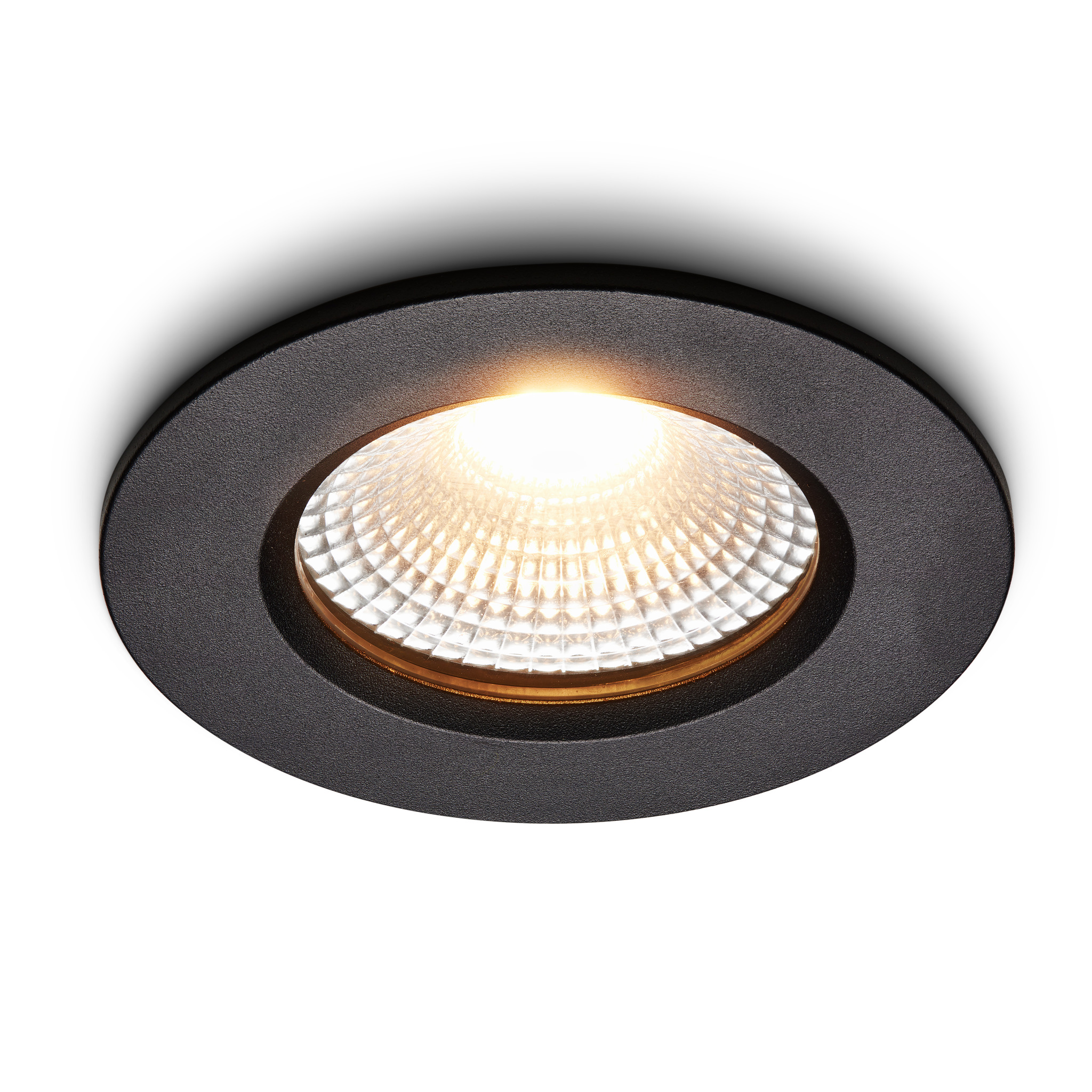 udis-black-angle-on.jpg