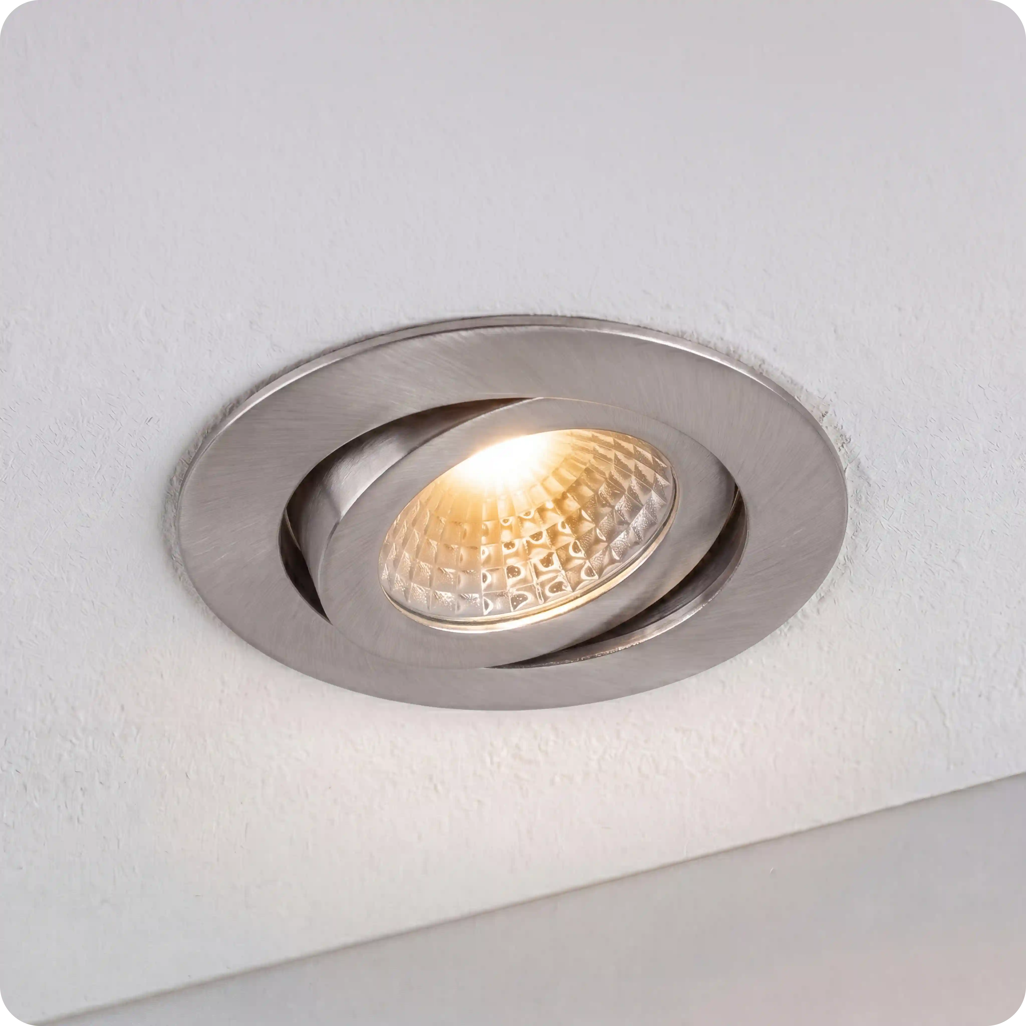 lumino-rvs-closeup 2.webp