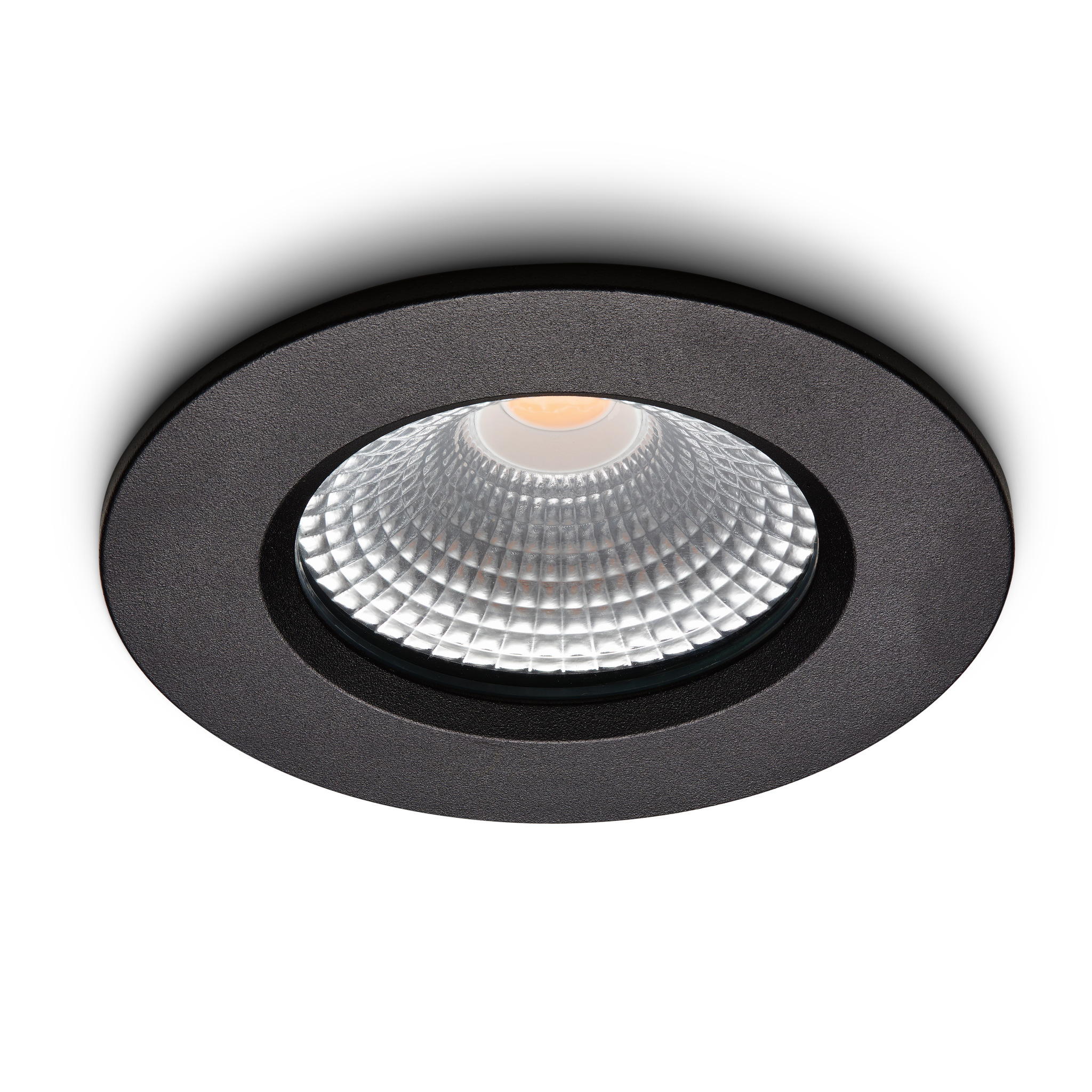 udis-black-angle-off.jpg
