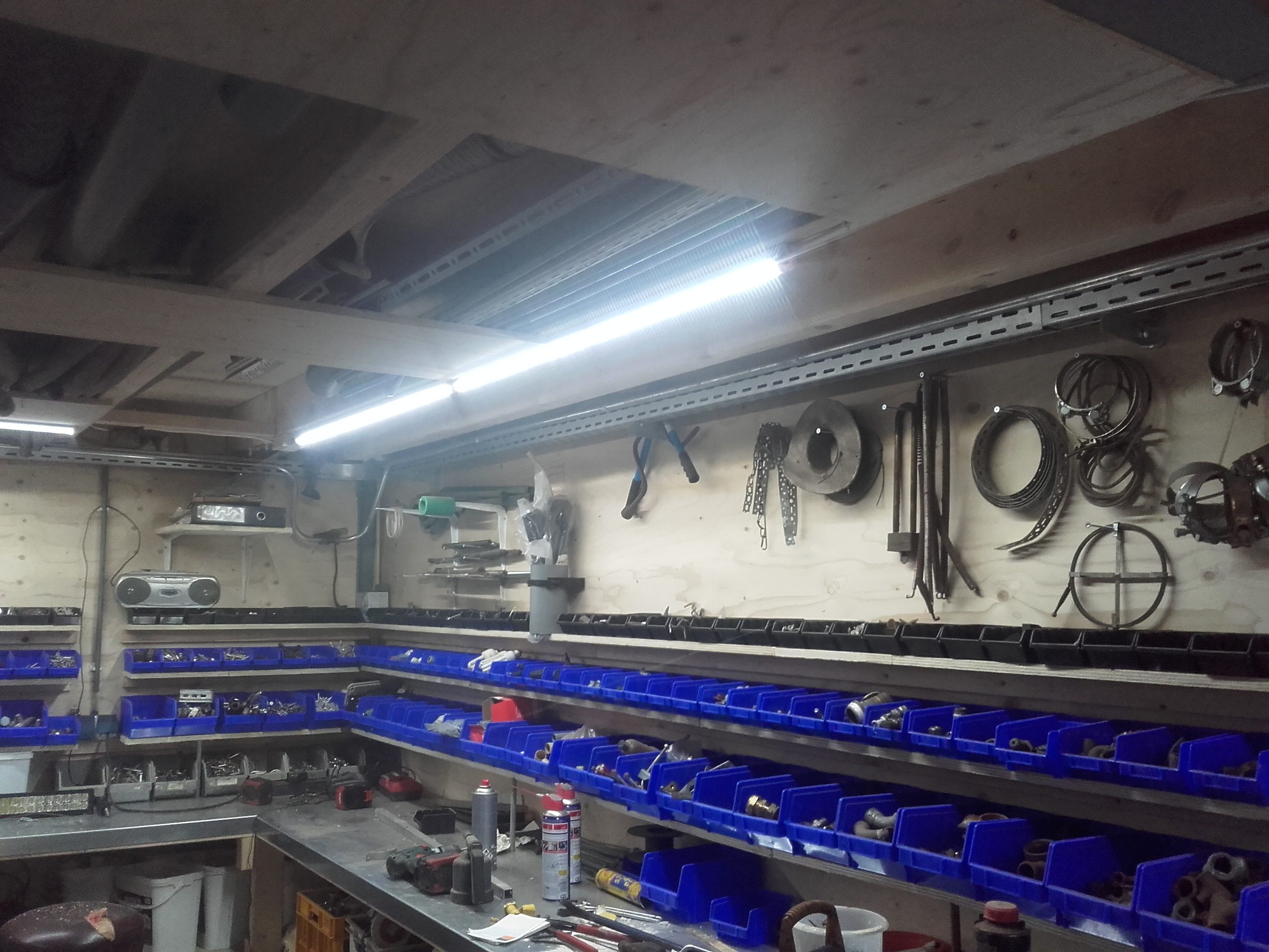 werkbankverlichting.jpg werkbankverlichting.jpg